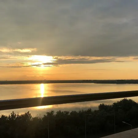 Ale Lake View Mamaia